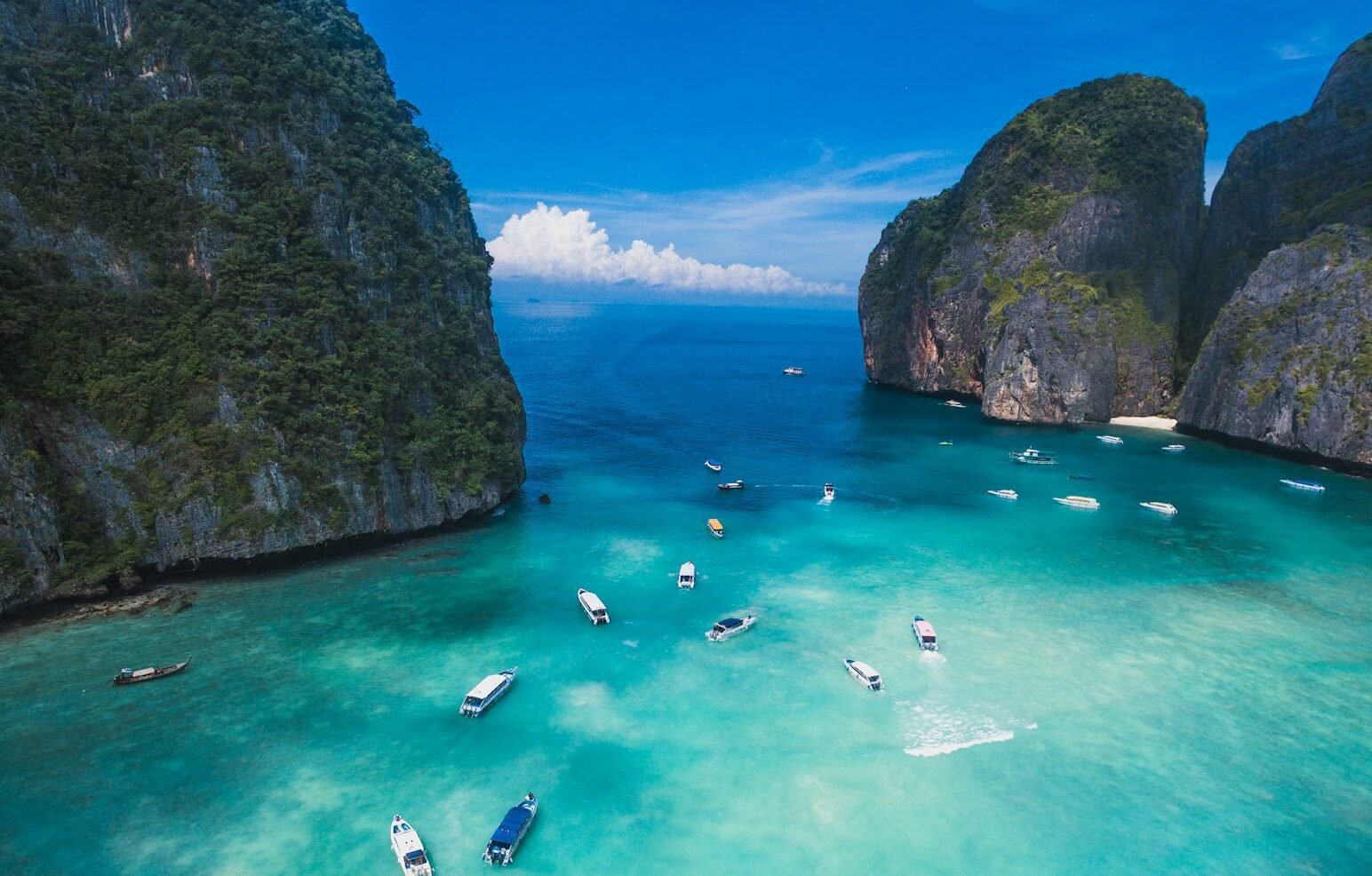 Ultimate 5-Day Adventure Guide to Phuket: Uncover the Best Spots, Nightlife, and Budget Stays