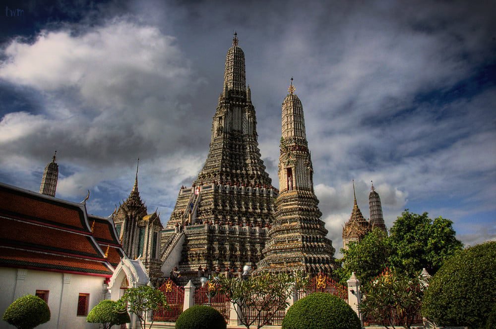 Wat Arun (Temple of Dawn)