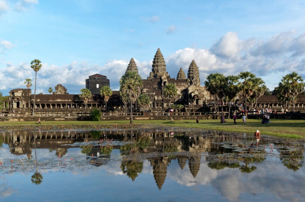 hidden histories of cultural landmarks ankor wat