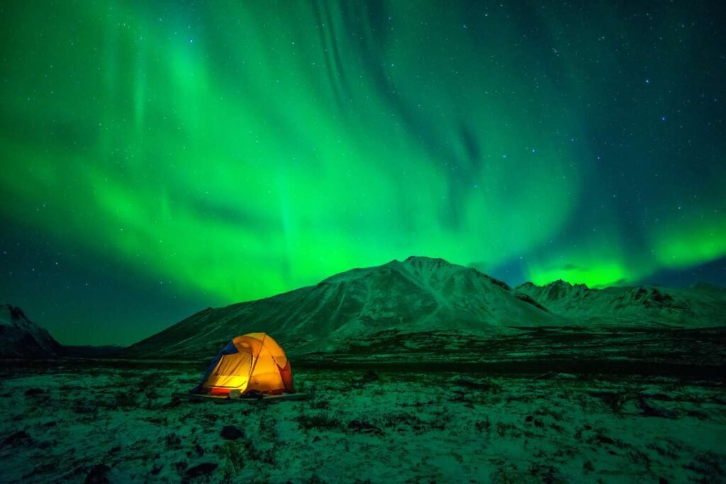 tombstone-territorial-park-yukon-cananda-northern-light